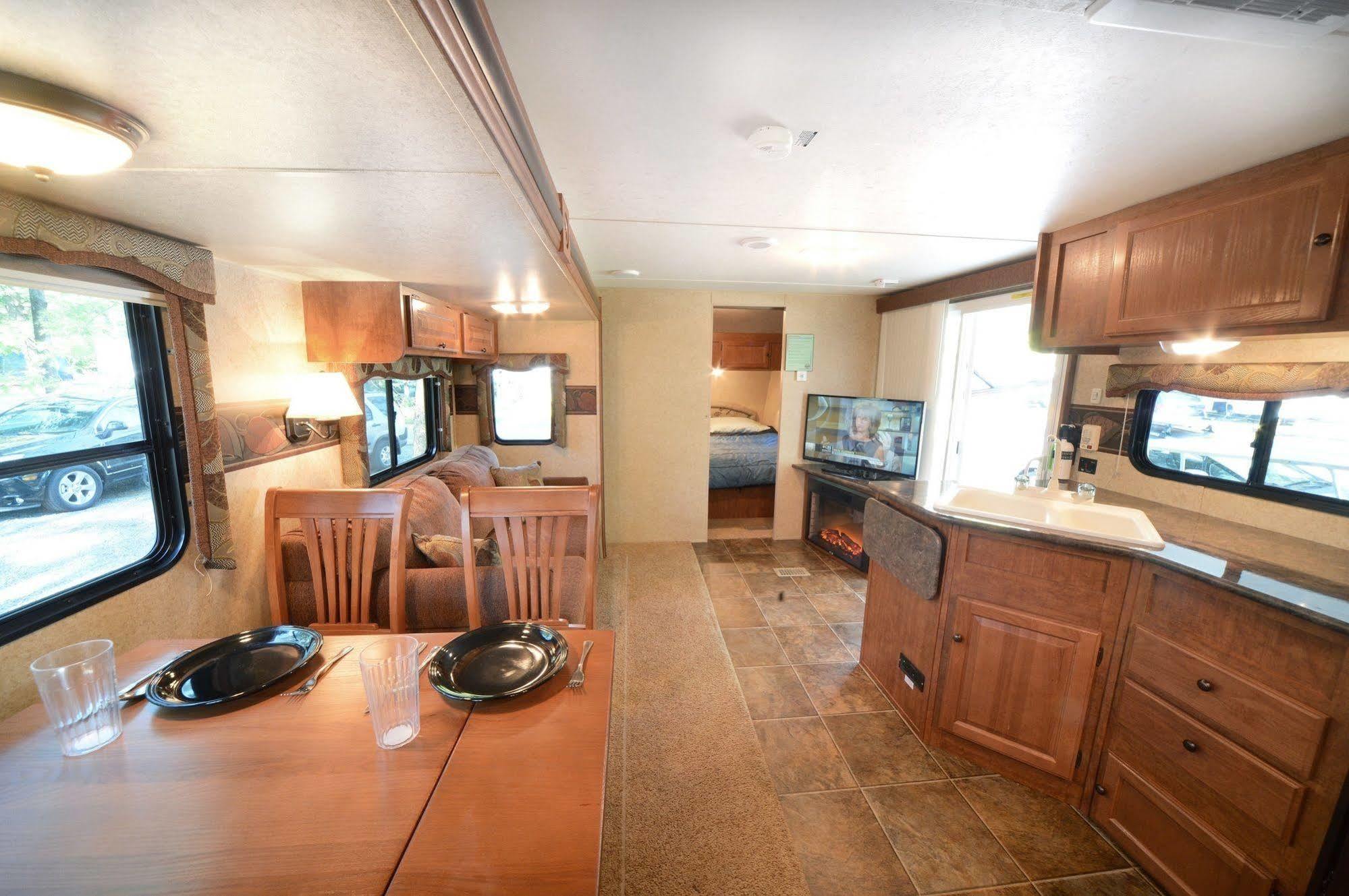 Warrensburg Lake George Escape - Campground מראה חיצוני תמונה